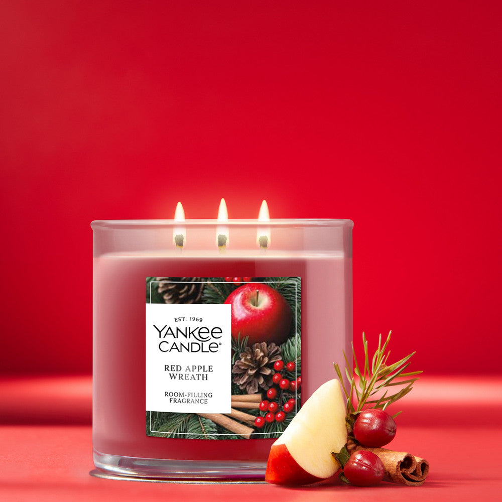 Red Apple Wreath 3-Wick Candle