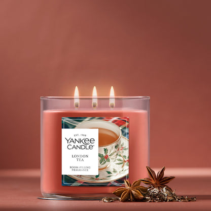 London Christmas Tea 3-Wick Candle