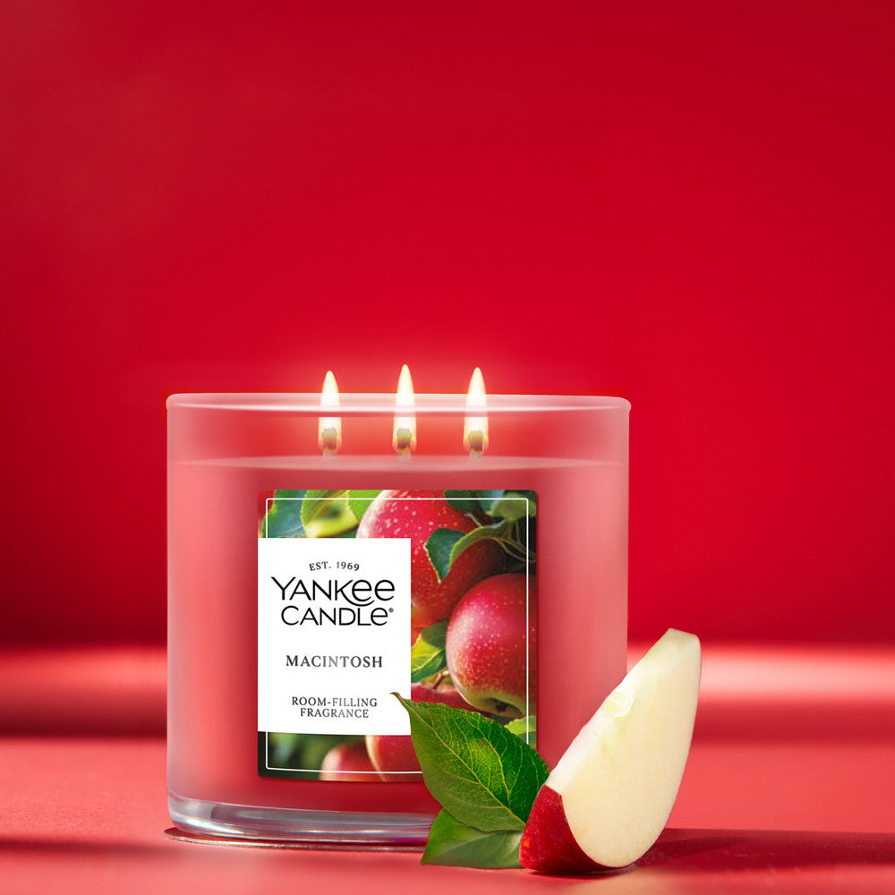 Macintosh 3-Wick Candle